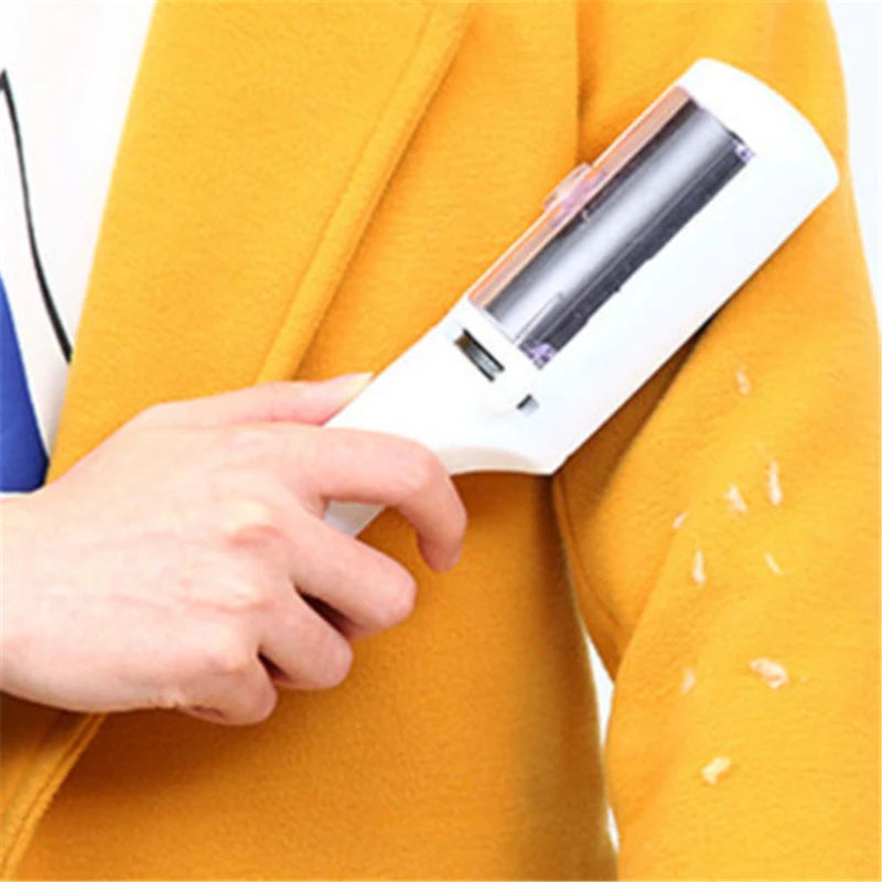 Say Goodbye to Pet Hair & Dust with the Electrostatic Remover